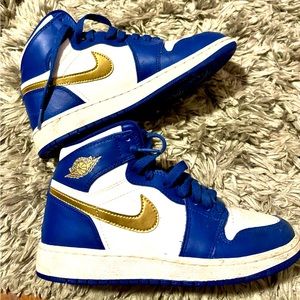 Nike high top ones